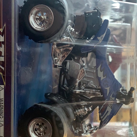 Toy Car Bundle - Picture 4 of 11